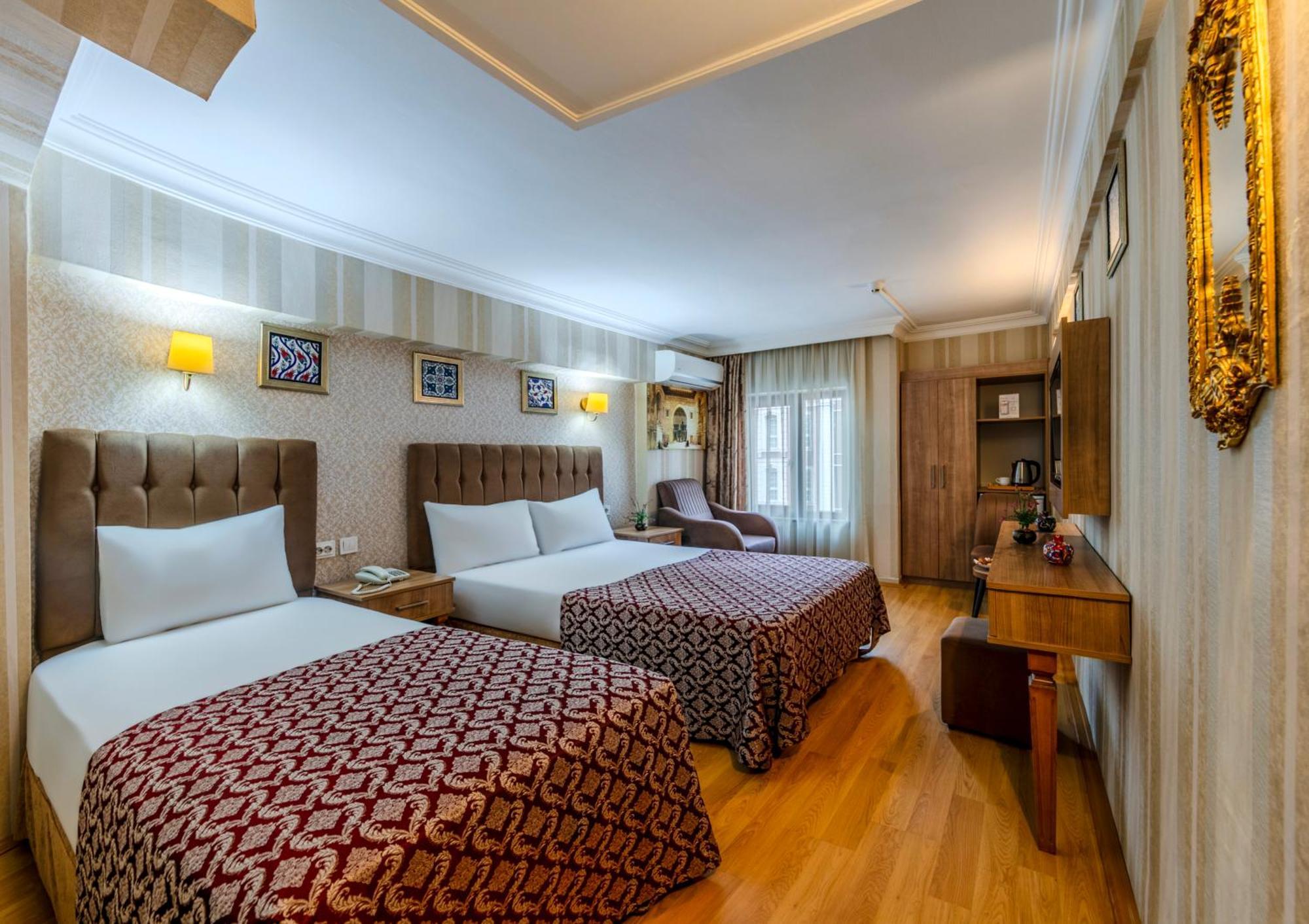 Hamit Hotel Istanbul Exterior photo