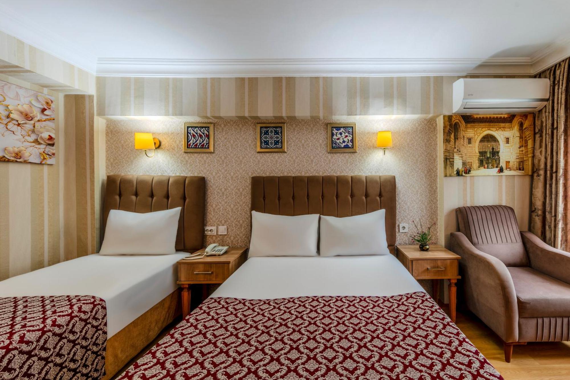 Hamit Hotel Istanbul Exterior photo